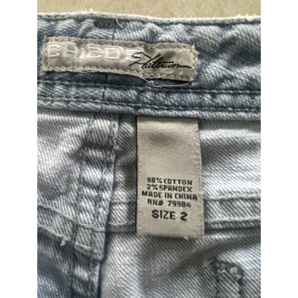 Chicos Platinum Womens Size 2 Crop Jeans Light Wash Embroidered Pockets Stretch - Picture 8 of 12